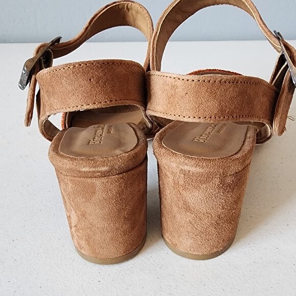 Firenze Studios Sandals "NEW" - Picture 6 of 16